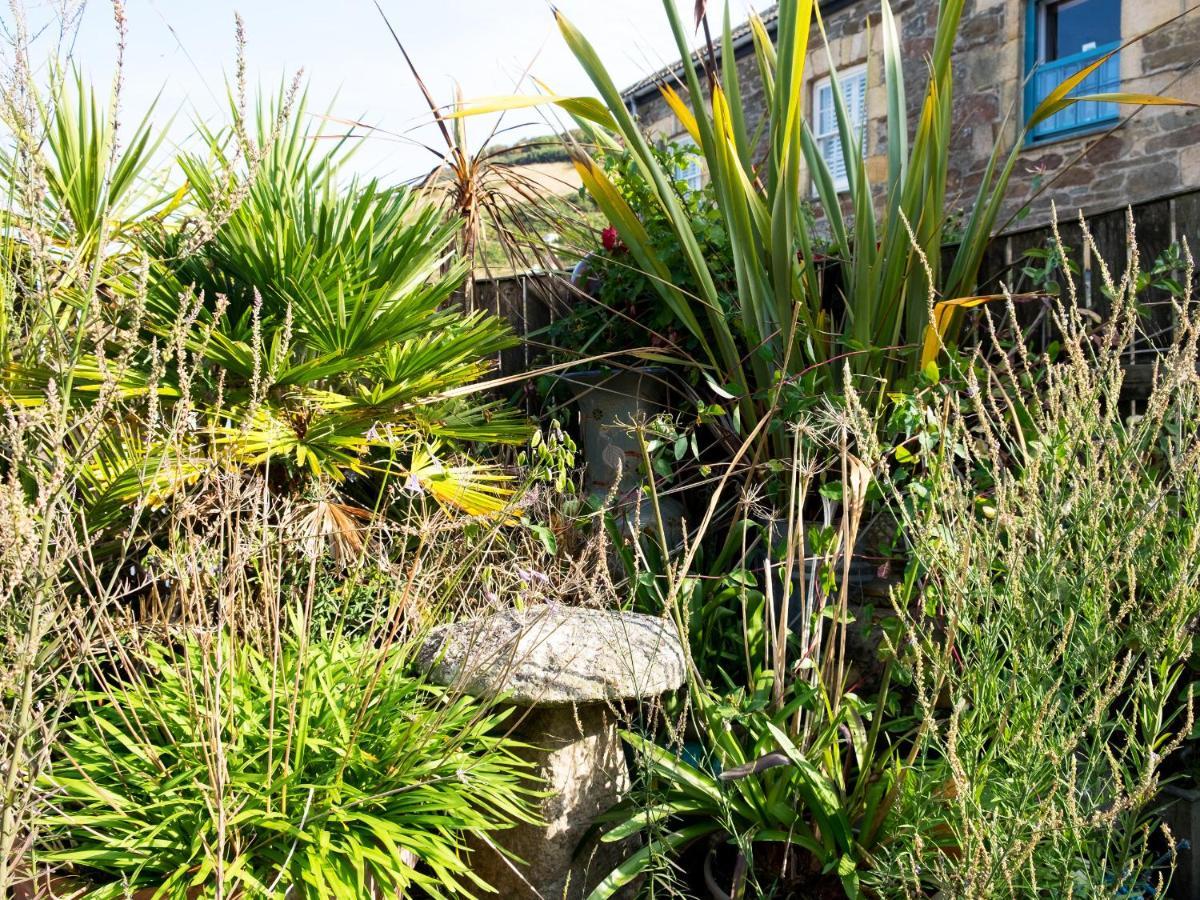 The Moonbeach Cabin Gorran Haven Extérieur photo
